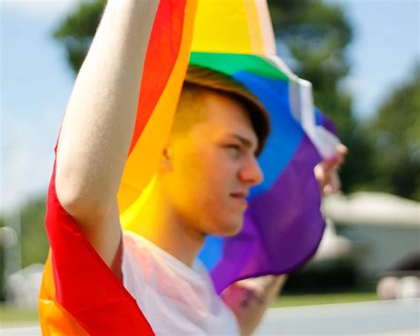 41% of LGBTQ young people contemplated suicide in the last year: survey
